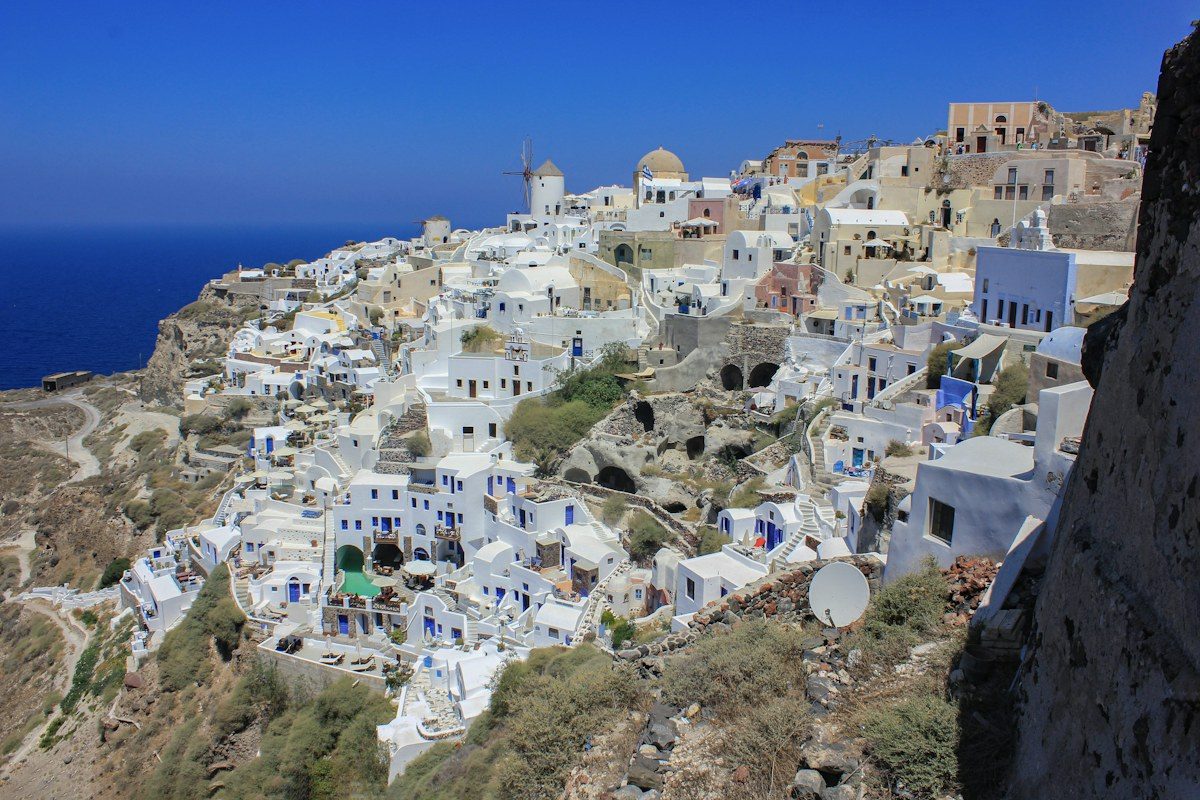 Fira to Oia hike near Santorini