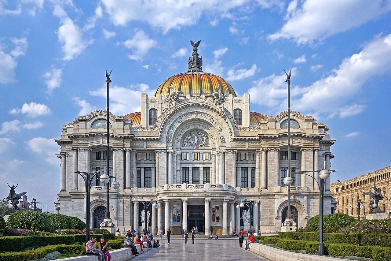 Palacio de Bellas Artes near Mexico City