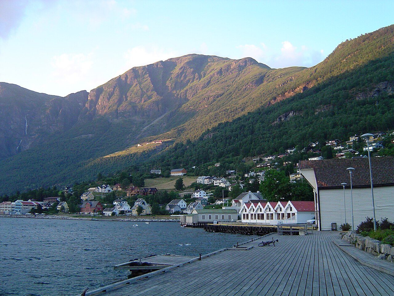 Stegastein viewpoint near Flåm